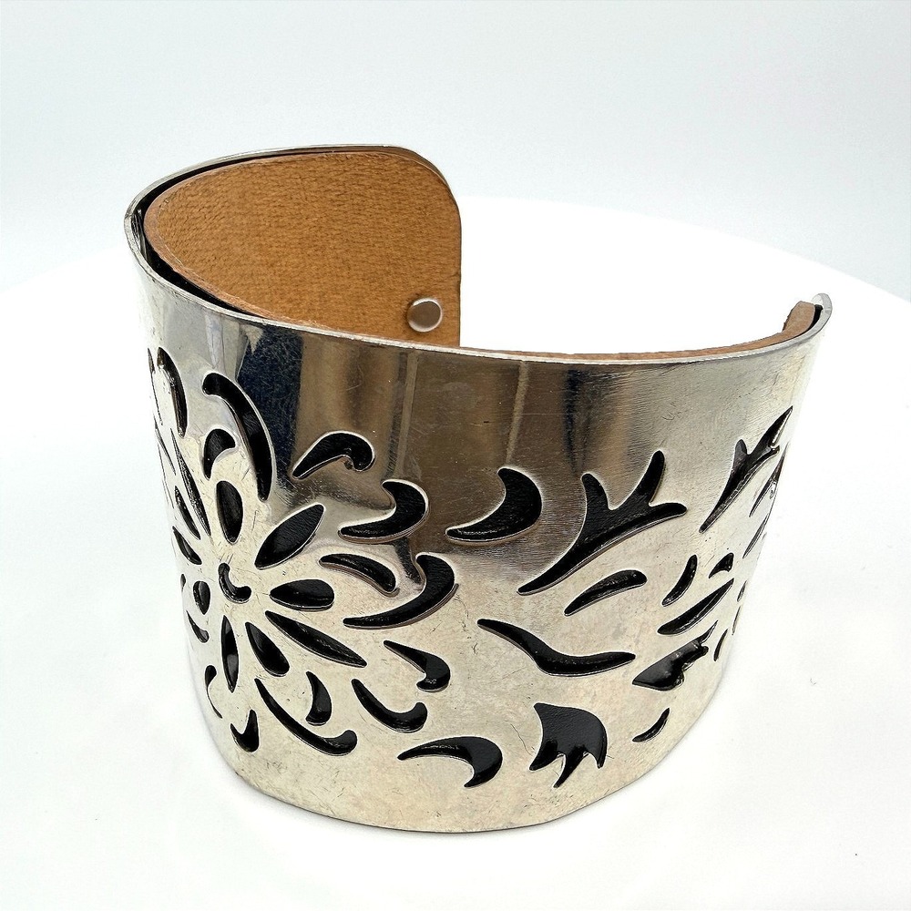Vintage Silver Tone Floral Filigree‎ Wide Cuff Bracelet Faux Leather Statement
